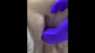 BIG BREASTED WOMAN Juicy, Thick Snatch
