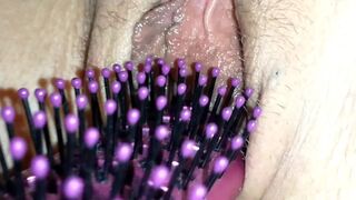 Hairbrush makes me Squirt Puddles