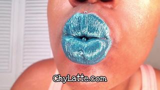 Chy Latte Watch Me Put Teal Lipstick on My Full Natural Lips - Blue Lipstick, Colorful Lipstick