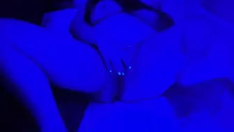 Special Rave Playtime In My Closet ! glowy nail polish (clamps, fingering, wet noises, small dildo)