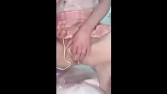 Your Sister Makes Her New White Sheer Pantyhose Wet (two) が白い薄手のストッキングを濡らす 白丝真空濡湿 (two)