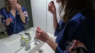 MORNING FUCK IN BATHROOM FOR FRENCH SWEETY WITH HUMONGOUS MELONS