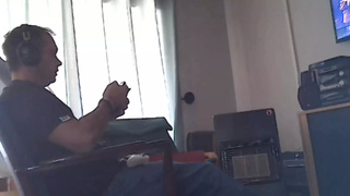 Web-Cam i caught my gf blowing her stepbrothers prick while gaming