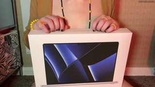 Topless ASMR MacBook Pro Unboxing