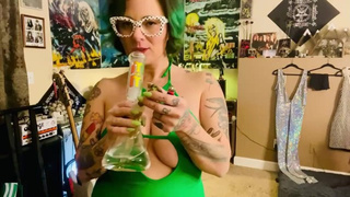 A bitch and her bong