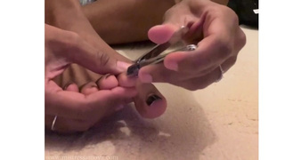 Clipping my toe nails