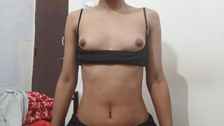 Sexy hot indian skank having juicy felling ???? who wants to have fun with her
