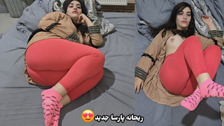 Persian skank سکس خودم و دوست دخترم ریحانه کصشو دوست داشتم ازبس که خیس بود