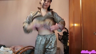 My newest fart videos mix of (Full versions on my Onlyfans)