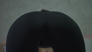 Bj Sounds and Snatch In Leggings Close Up