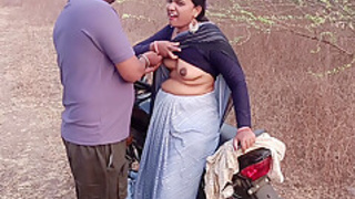 Natural Tits Horny Indian MILF Bhabhi Outdoor Sex - Hindi Audio