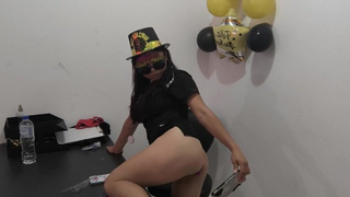 Anal plug in my butt!! This is a new form of pleasure