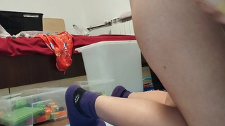 Alluring MILF, hairy vagina, gigantic butt, vacuum cleaner in empty house.