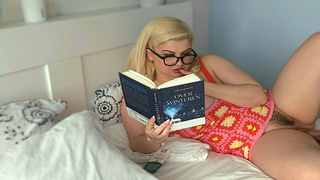 fucking the bored even though she doesnt seem interested